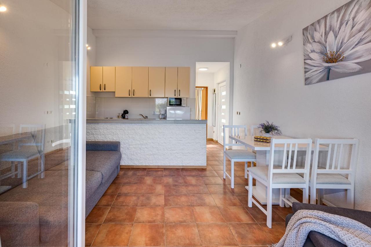 Apartments Habek Vrboska Zewnętrze zdjęcie