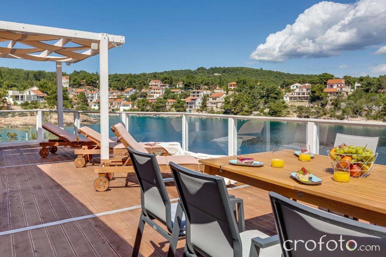 Apartments Habek Vrboska Zewnętrze zdjęcie